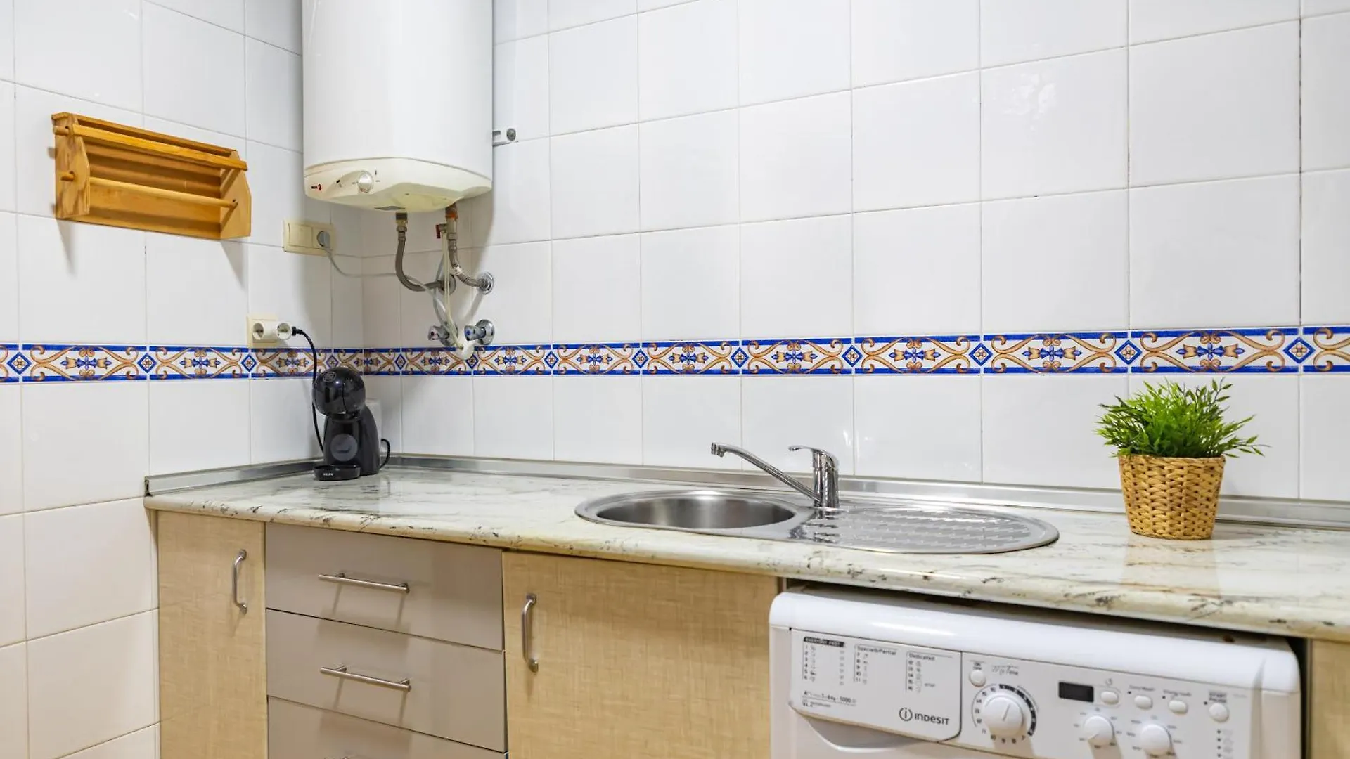 Appartamento Escapada Junto Al Mar Con Vistas Y Piscina Benalmádena