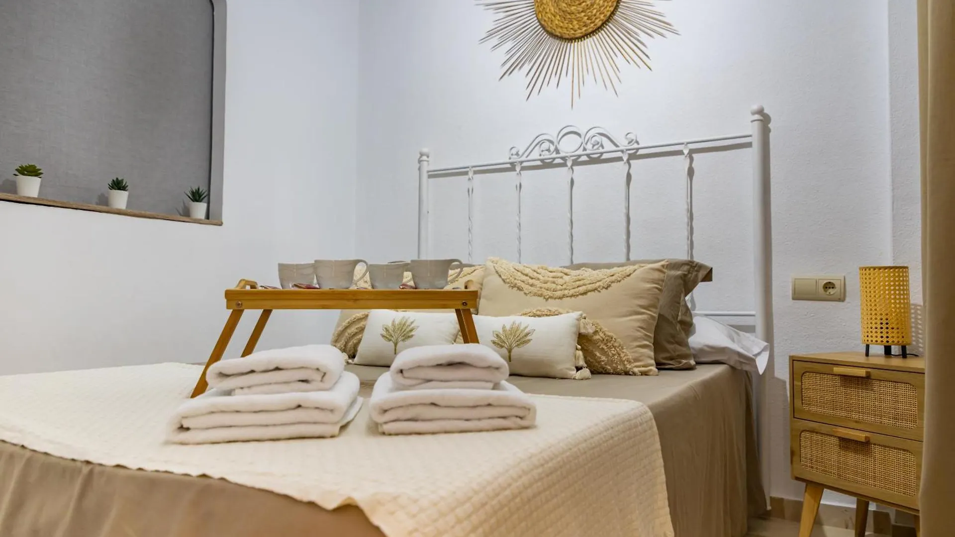 Appartamento Escapada Junto Al Mar Con Vistas Y Piscina Benalmádena